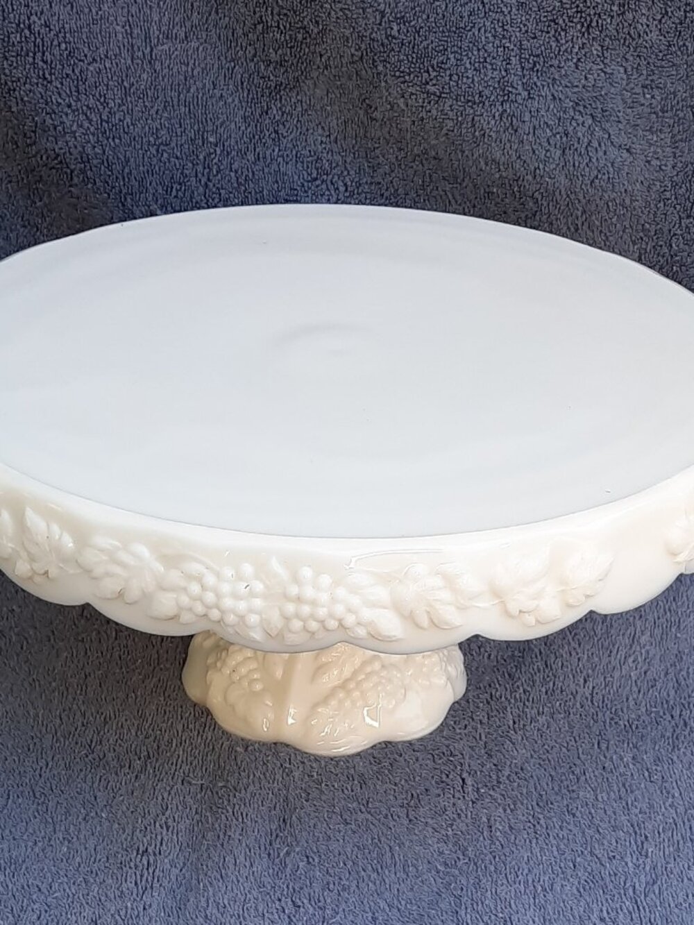 Vintage Westmoreland Milk Glass Cake Stand Paneled Grape Pattern Pedestal 11.5"